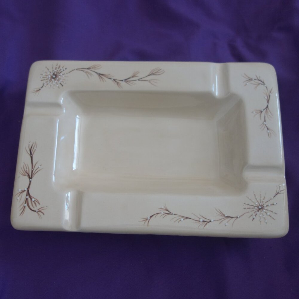 Kleiner Original Creek Turn 298 Ceramic Rectangle Ash Tray with Textured Design